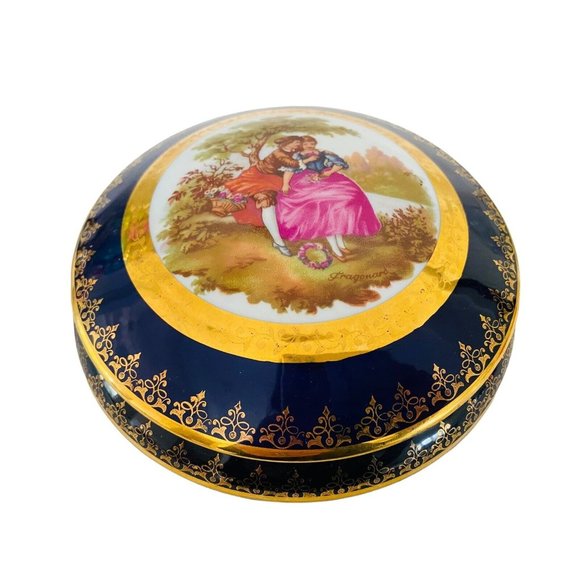Limoges Dresser Box Courting Couple Porcelain Made in France With Lid 7 Inch W - Picture 1 of 6